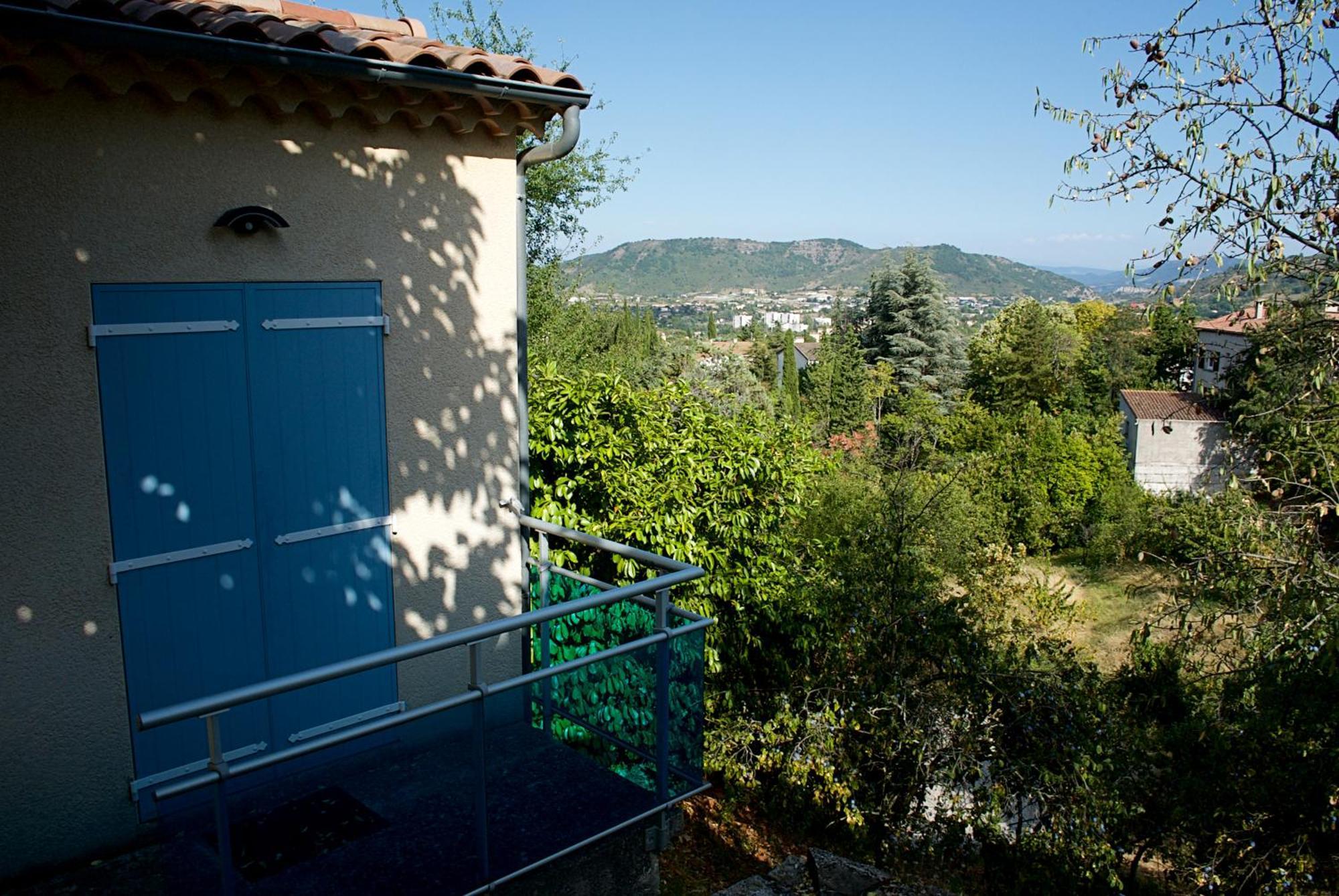 Nid Douillet - Les Fargettes - Superbe Vue - Charmante Petite Maison Avec Jardin - 2 Pieces A Privas Dış mekan fotoğraf