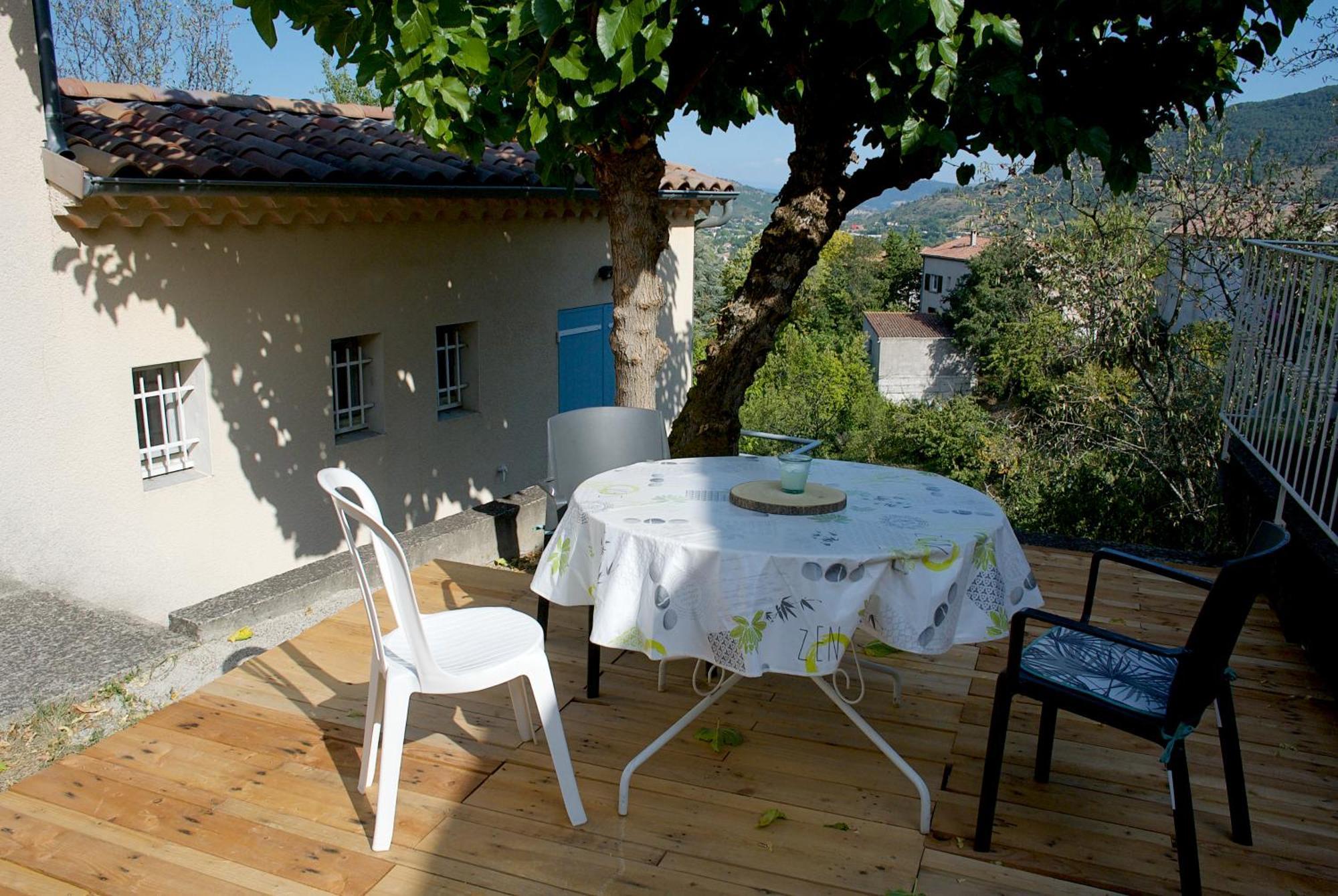 Nid Douillet - Les Fargettes - Superbe Vue - Charmante Petite Maison Avec Jardin - 2 Pieces A Privas Dış mekan fotoğraf